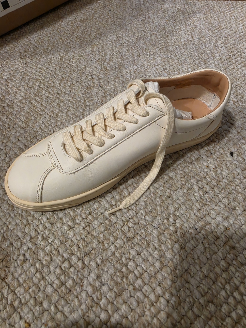 Brand New KOIO Women's Mello Low-Top Leather Sneakers in Cream